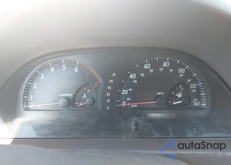 2003 Toyota Camry Le z USA, uszkodzony, nr VIN JTDBE32KX30154150